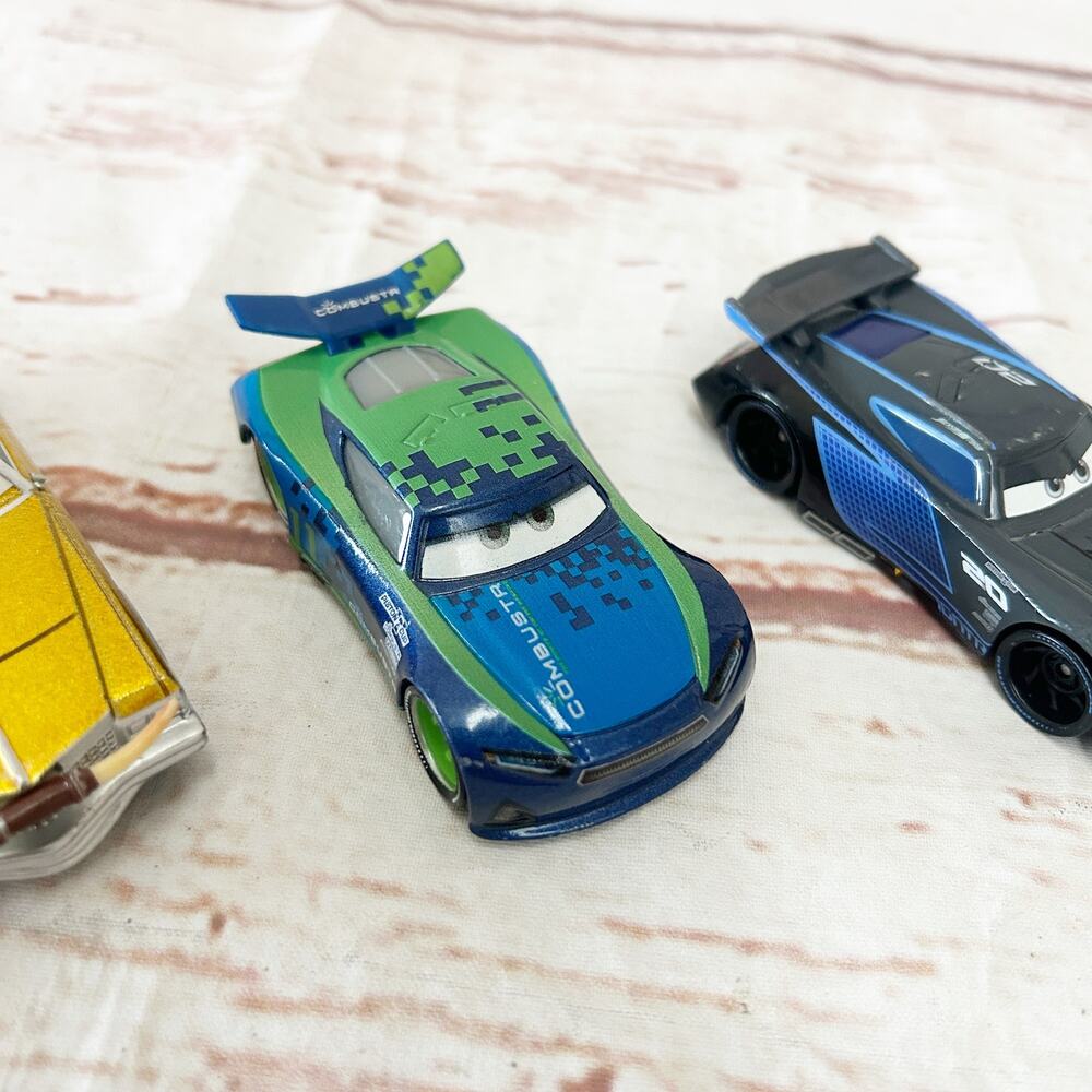 DISNEY PIXAR CARS Diecast Lot of 4 Jackson Storm Tex Dinoco WGP Racers 1:55 - Picture 5 of 6